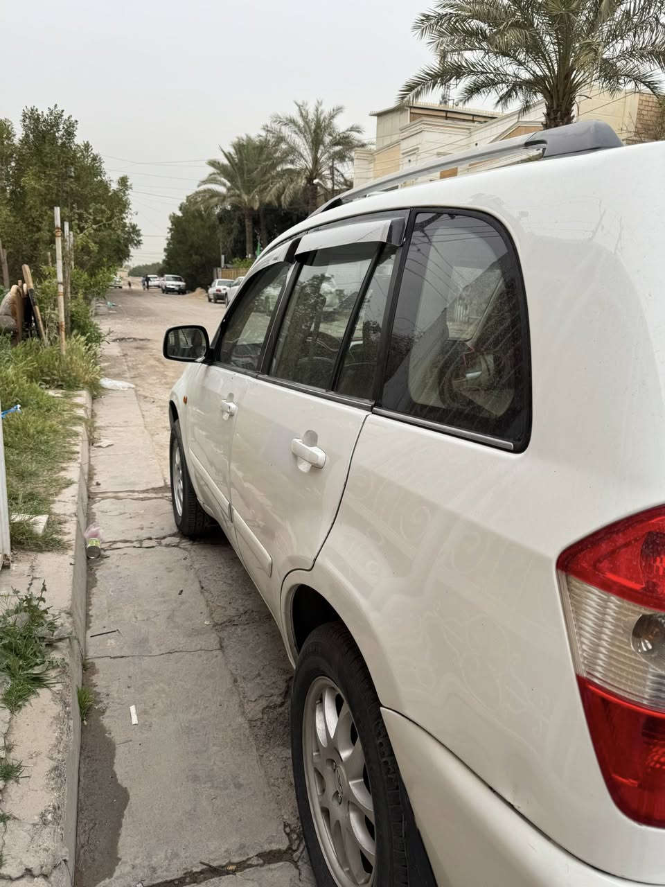 السلام عليكم
تيكو موديل 11 محرك 2000 كير ميكانيك ماشيه 124 خاليه من الضربه والصبغ وكهربائيات مالته كله شغاله ومسويله ادامه كامله من ناحيت محرك بس صدره شوي تعبان سعرها 62 وبيه مجال  مكانه بغداد الغزاليه ***********
