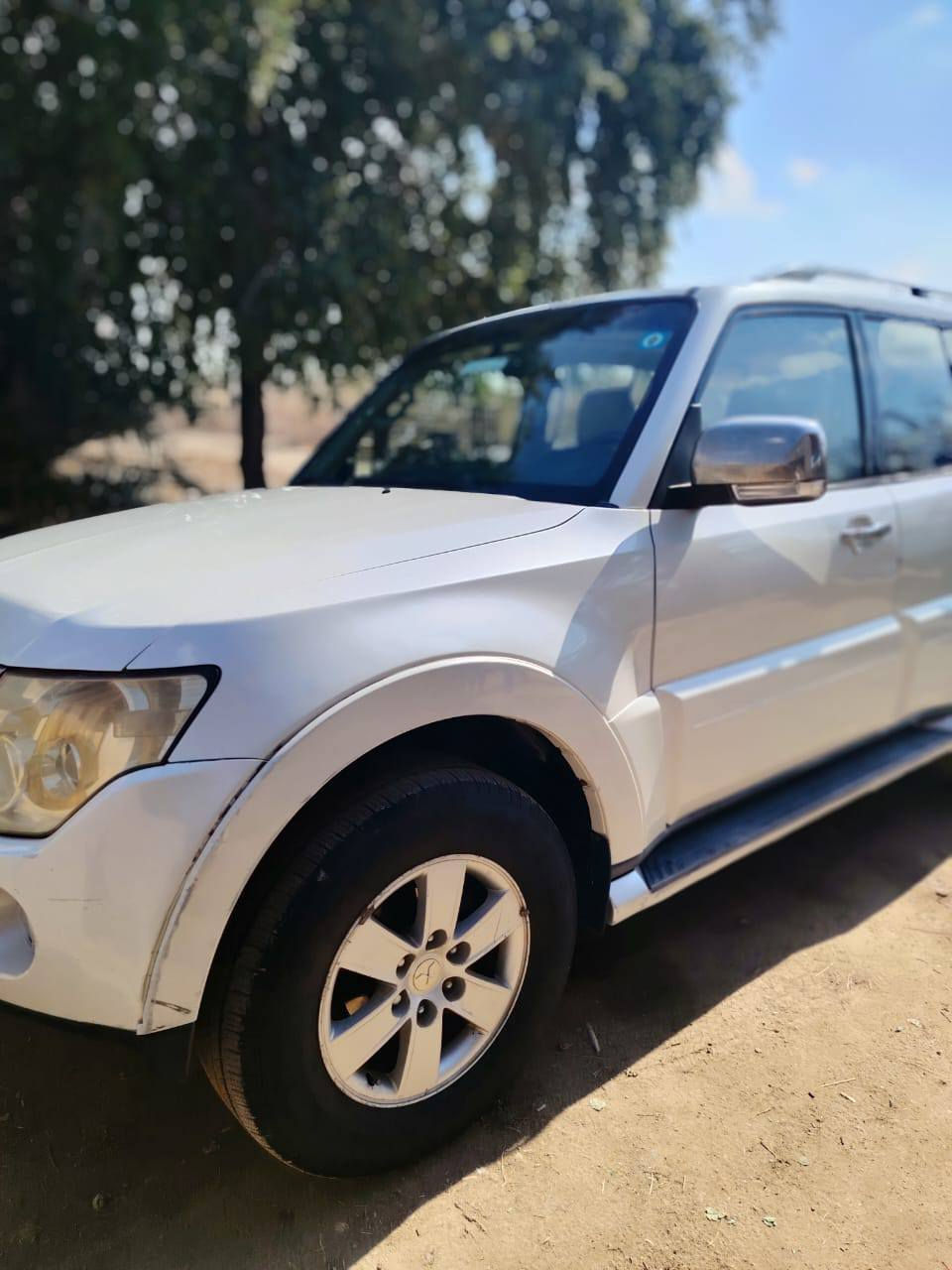 باجيرو موديل 2008حبتور
مكينه 3500  
السياره فول مواصفات
فتحه
4x4 
كشنات الاماميه كهرباء
تدفئه تبريد 
تحكمات ستيرن 
مري شفط اشاره بل مري
كير محرك تبريد خير من الله
رقم بغداد دولي هزه جديده
سنويه 2030باسم مالكهه الشرعي
مكلف بنشر رقم صاحب السياره
للاستفسار الاتصال على الرقم
‏‪‏‪***********‬‏
مكان السياره ديوانيه
