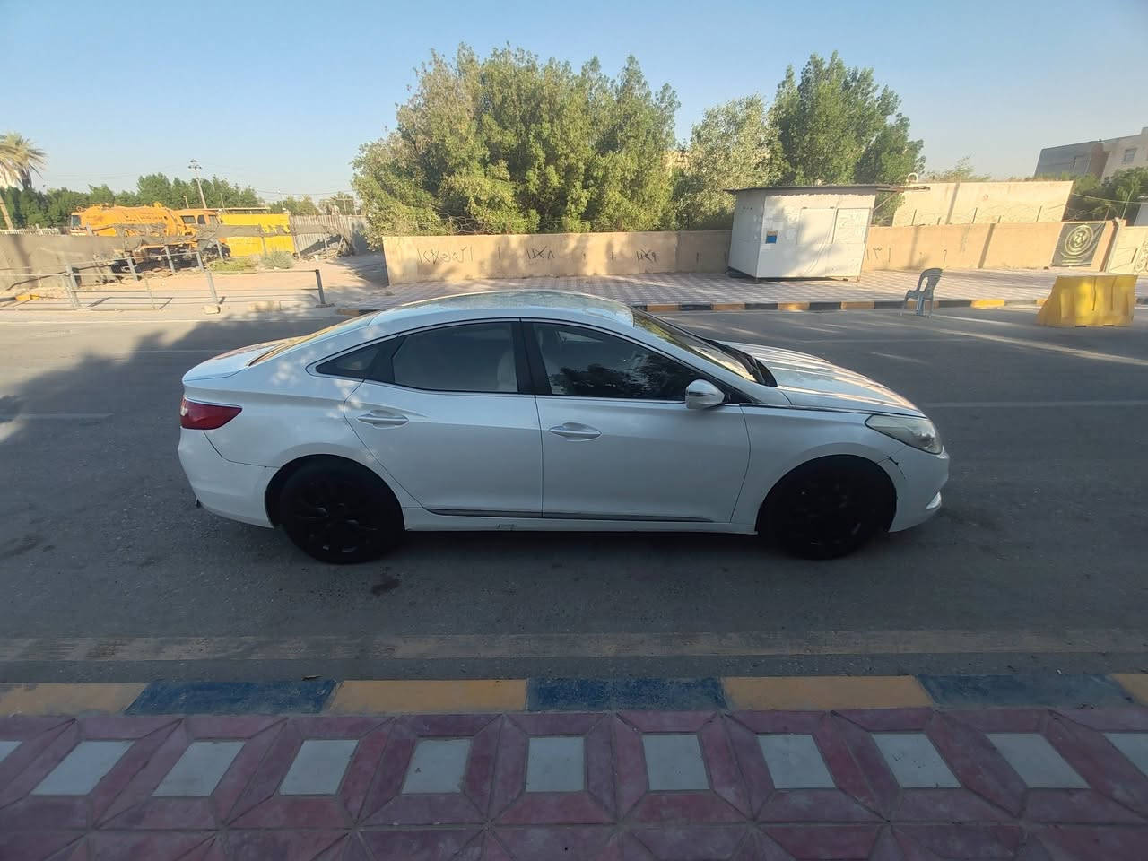 سلام عليكم سياره ازيره موديل 14 ادوات االسعر 45 أرقام وسنويه شمالي نكليزيخليجي مكينه 6 داخل بيجي سياره حاويه كفاله بيه صبغ باب وجوملغ جاهزه من كلشي وكلشي شغال كير ومكينه بل كارتون تخم تاير حداديه كهربائيات باتري كله جديد تتفئه تبريد غرفه جديدة سياره مكفوله من كص وضربه مكان سياره نجف تواصل عن طريق ***********
