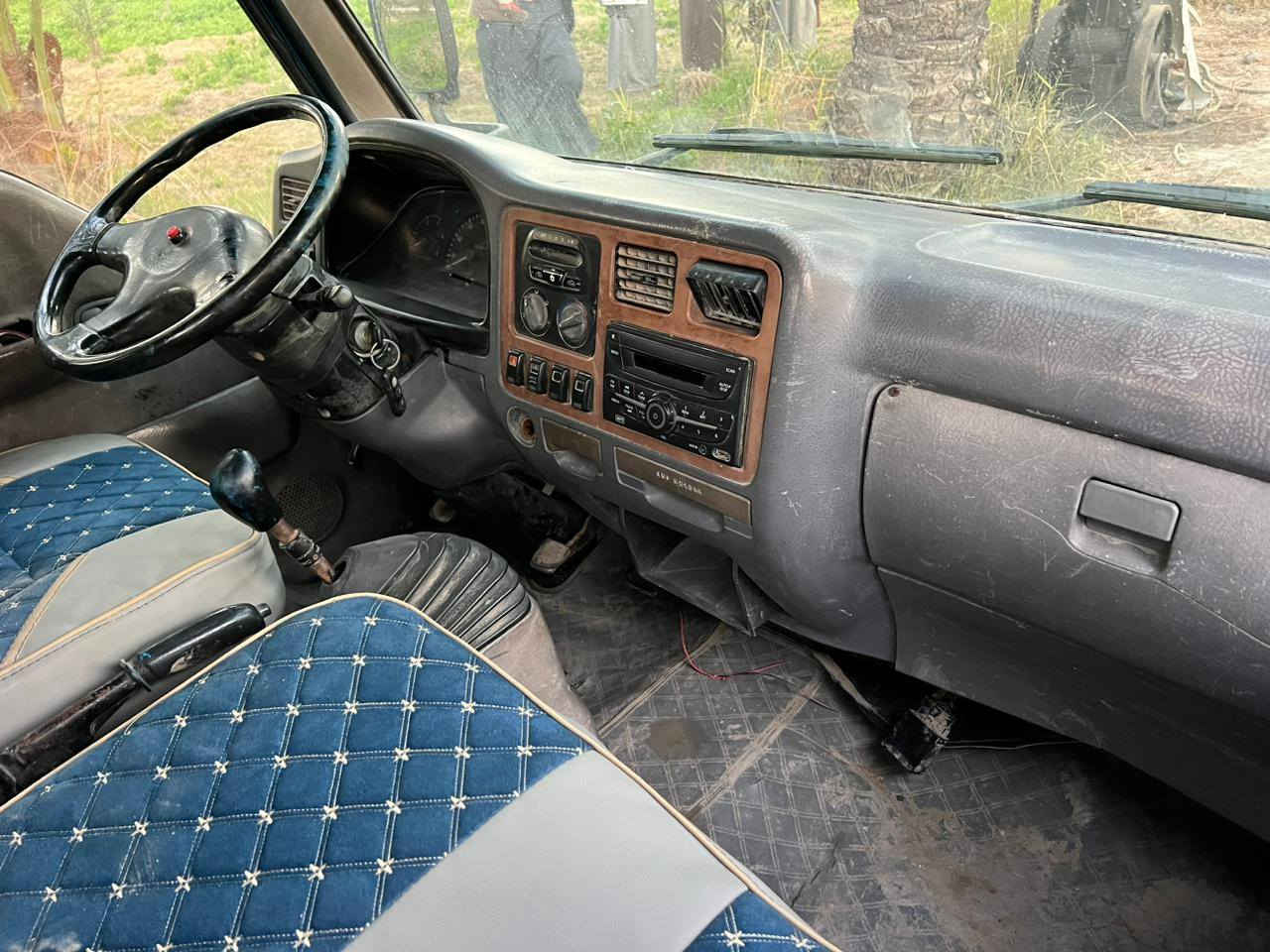 السلام عليكم ام عيون للبيع 2000 قماره قلاب رقم نجف  ما اندله رقم الماني شاصي مكفول مكينه وكير جدد سياره ما عايزه برغي السعر ب48 مكان بابل الاتصال على ‏‪***********‬‏
