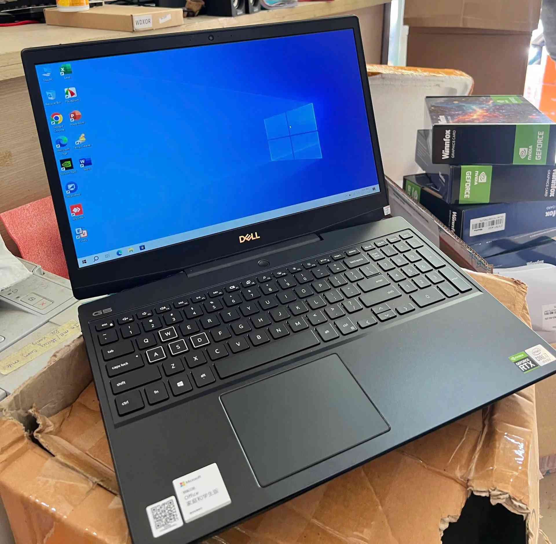 #لابتوب_Gaming_كارت_خارجي_Rtx_6GB

🔅 الموديل: Laptop Gaming — DELL G5 5500

🔅 المعالج: Intel Core i7-10750H — الجيل العاشر (فئة H)

🔅 الذاكرة (RAM): 16 جيجابايت DDR4
🔅 التخزين: 512 جيجابايت SSD نوع NVMe

🔅 كرت الشاشة:
• NVIDIA GeForce RTX 2060 —  6GB
• Intel UHD Graphics 630 —  8GB

🔅 الشاشة: 15.6 إنج بدقة FHD ‏(1920×1080) — 144Hz
🔅 الشاحن: شاحن أصلي بقدرة 240W

🔹 الحالة: وارد اوربي غير مستعمل بالعراق (كالجديد) نظافة 95% فما فوق 
🔹 البطارية: بحالة جيدة (ضمان ساعه فما فوق)

■ ضمان(١) فحص المواصفات وتشغيل امام المندوب 
■ ضمان(٢) استخدام اسبوعين اي خلل مصنعي يتم الاستبدال بنفس الموديل


**إذا كنت صاحب هذا الإعلان وتريد حذفه لأي سبب، رجاءا أرسل رسالة إلى الدعم الفني**