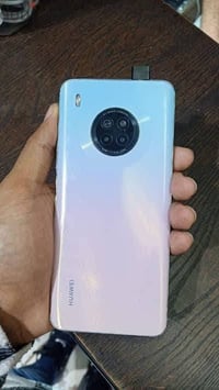 Y9a للبيع كلشي مابيه كله شغال فقط مبدل ايسي مال شحن الباقي مكفول وبيه ...