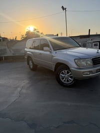لاندكروز GXR • ٢٠٠١ • ماشيه ٤٢٩ الف