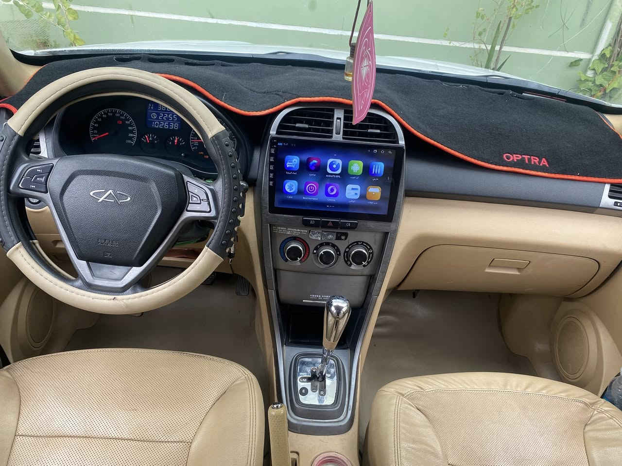 السلام عليكم 

للبيع شيري تيكو 2013

كير كهربائي رقم ديالى بأسم اخويه السنويه ساقطة ينزل من سعرها بيها جامرلغ الامامي مبدل والخلفي بي صبغ السعر 65

للاستفسار الاتصال على هاذا الرقم ***********
