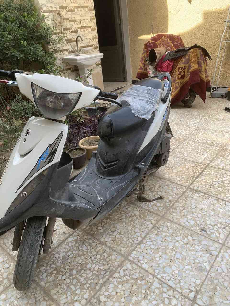 سلام عليكم من رخصت الادمن المحترم دراجه ماكس عدله دراجه شغاله نقصه سلف ونهدر انكسر الهندر وما سويته دراجه كهربائيات كله شغاله اشاير هورن لايت بك لايت كله شغال السعر ٥٠٠وبيه مجال للشراي مكاني بغداد سبع قصور رقم *********** بي واتساب خابر وبخدمتك
