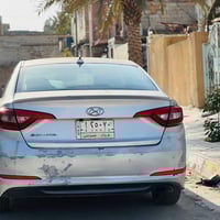 سوناتا • ٢٤٠٠ • حادث خلفي