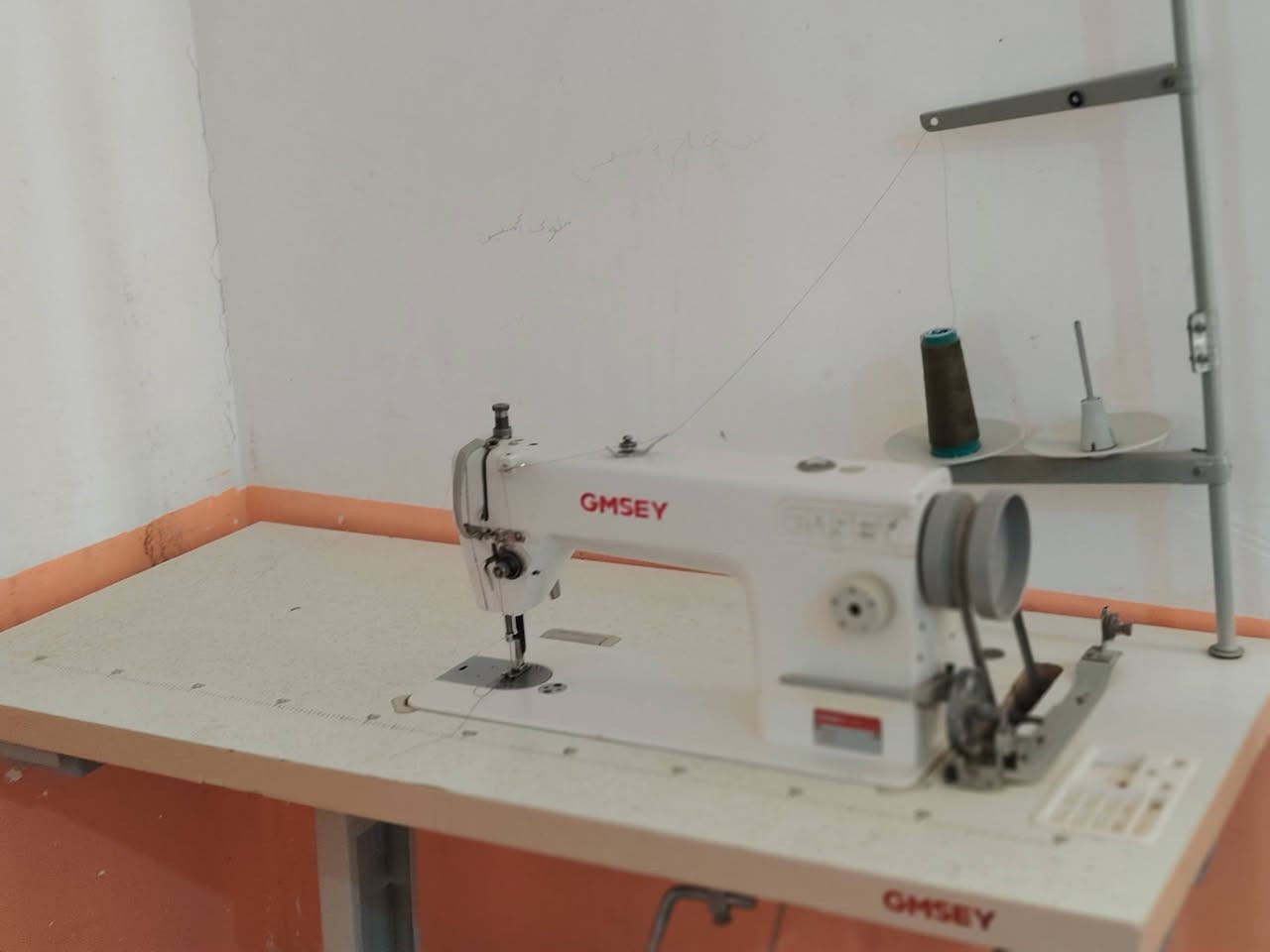 مكينهGMSEYللبيع نضيفه جديده تونه ماخذينهه كارتون صالهه 7 أشهر سعر330قفل مكاني رفاعي ***********
