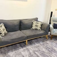 عندي هي الغراض للبيع للتواصل ع واتساب 07502070664