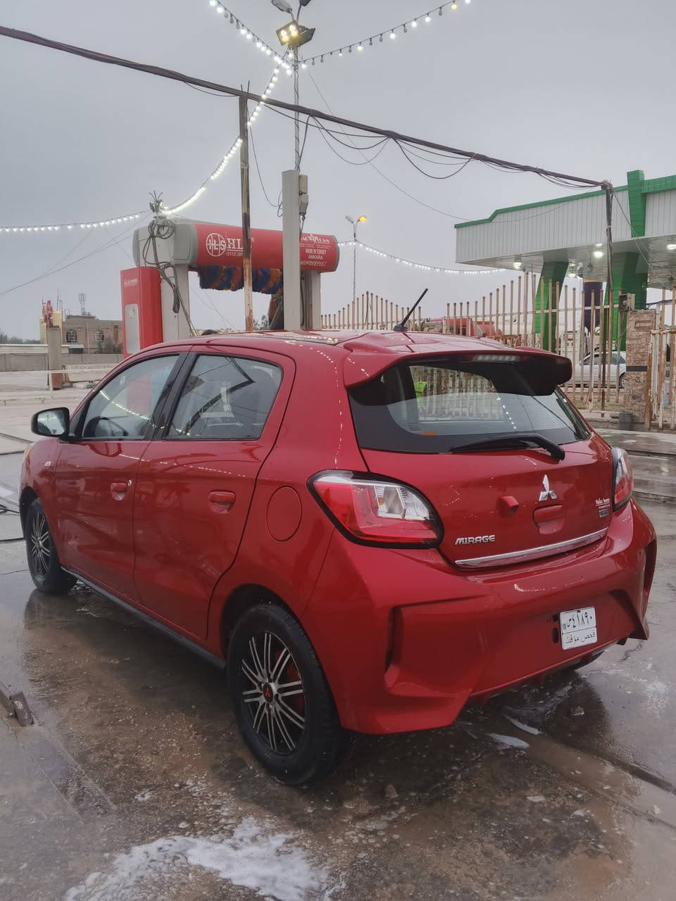 السلام وعليكم سياره مسوبيشي ميراج 2024 للبيع او مراوس حسب القناعه  حادثها دعاميه اماميه وبارد بلجاملغ الامامي شويه ماشيه 12 الف السعر 94 وبيها مجال العنوان بابل استفسار اتصال ***********
