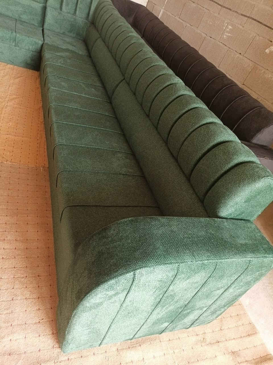 معرض البركه
يوجد 3 ديوان جديد شغل ثقيل ضمان 5 سنوات 11 نفر
ابيع شلع جمله سعر مناسب كاني كرده ***********
