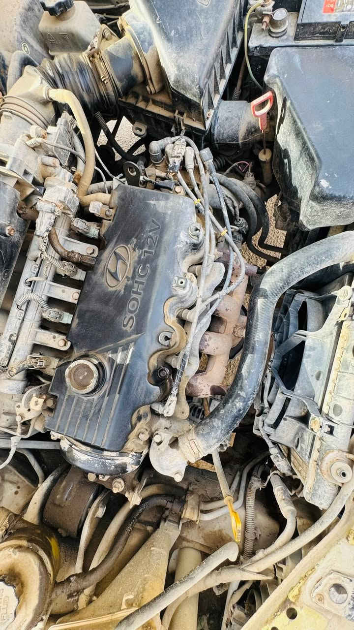 اكسنت 
موديل 2000 رقم بصرة سنوية ساقطة راعيها موجود الگير يأخر سيارة على وضعها البلادي مال جناي شغالة وجاهزة السعر 24 وبيها مجال مكاني ناصرية مركز للأستفسار ***********
