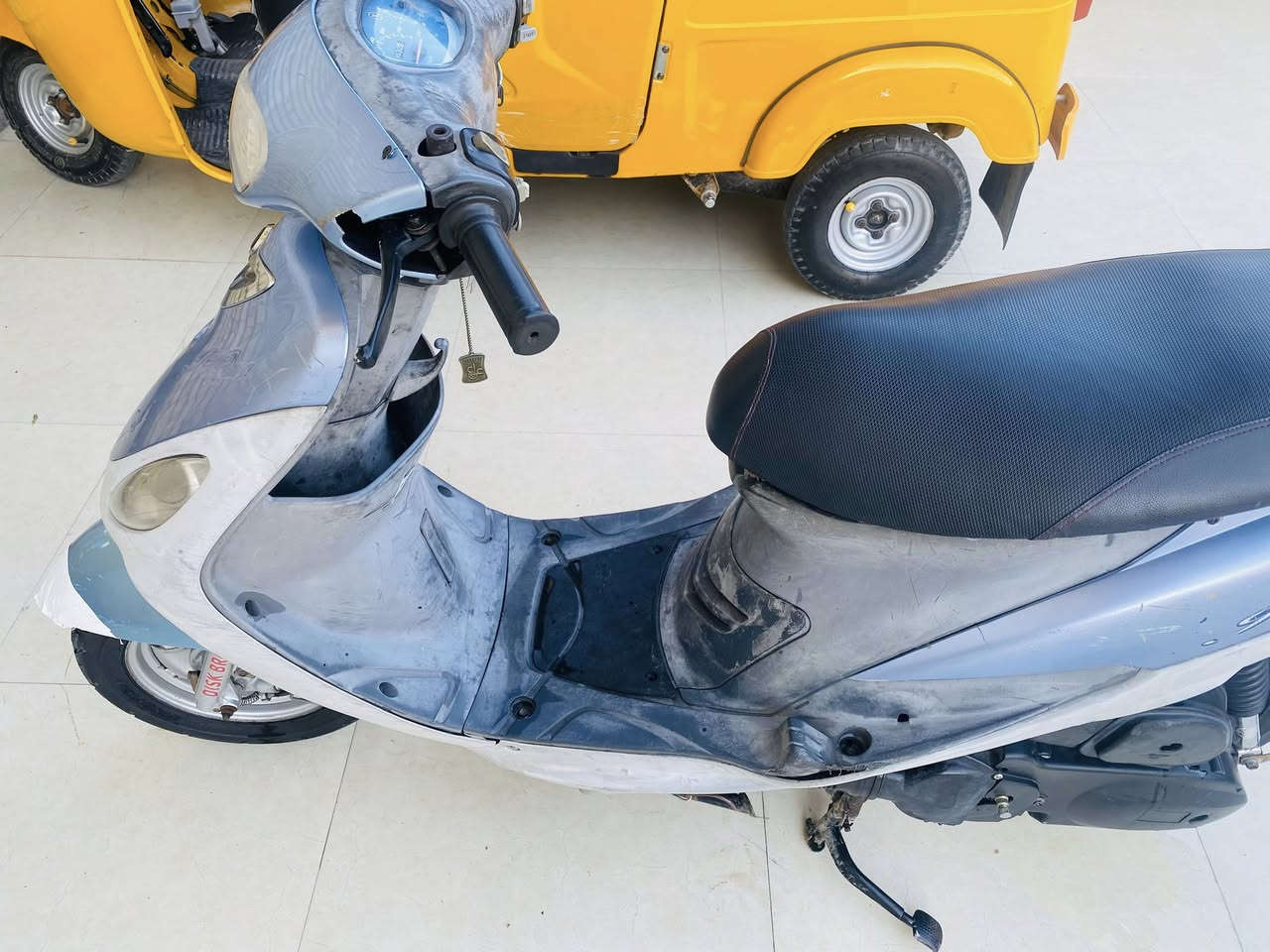 ماكس منغولي للبيع دراجه نضيفه كلش ماا متعوبه مكفوله من كلشي تجيب وياك مصلح وتفحص دراجة تاكل الگاع مشي وشلعه خير من الله 
مكاني الناصريه سوق الشيوخ 
رقمي ***********
السعر 700 وبيهاا مجال قليل
