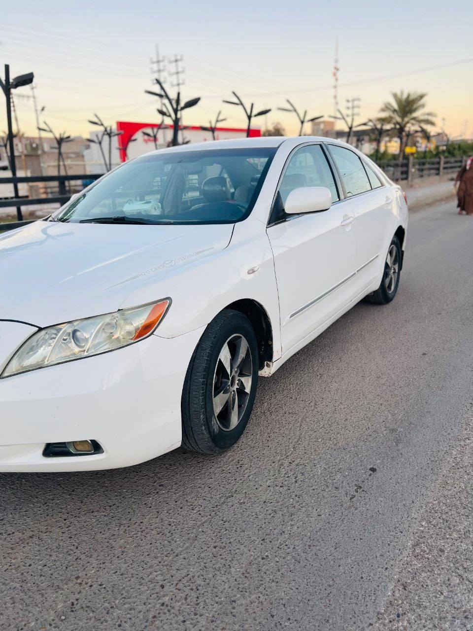 السلام عليكم.   للبيع كامري.    موديل 2007
رقم بغداد.    الماني .   تحويل مباشر. 

خليجي.   محرك. 2400.  
كير.   محرك. المحرك لا تبخير ولا تنقيص بشرط    
جاهزه من كلشي.   شرط الفحص
تخم تاير جديد
صبغ حزام.    جماليه.   ضرر جاملغ ايسر فقط بدون دواخل
امراوس فقط مع كورلا او النترا او نيسان صني او اي شي حسب الأتفاق 
مكاني..  الانبار . الخالديه  
اخون بدون بيع فقط امراوس
للأستفسار:
***********
