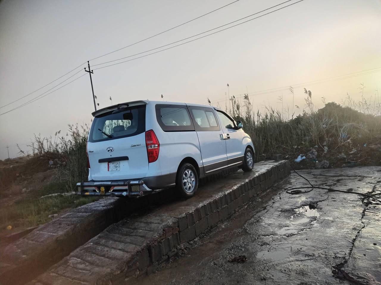 سلام عليكم ورحمة الله وبركاته
ستاركس موديل ٢٠١٥ سياره حلوه جاهزه من كلشي مكينه كير خير من الله لا تنقيص ولا تبخير تبريد ثلج تخم تاير داخل مدوشم كله سياره صافيه لا صبغ من عده بارد قليل وجنطه مبدله بدون حادث وجنطه بلاديه بدون صبغ السعر ١٨٥ وبيه مجال شي قليل  الاستفسار ع هاذ رقم***********
