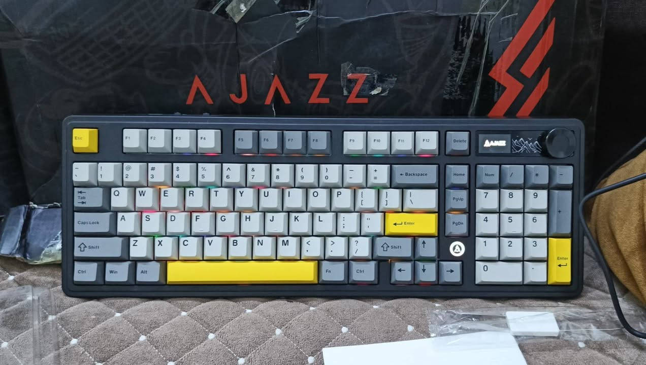 كيبورد الصلي ماركه عالميه وبي شاشه واضاءه  جديد سعره 50


**إذا كنت صاحب هذا الإعلان وتريد حذفه لأي سبب، رجاءا أرسل رسالة إلى الدعم الفني**