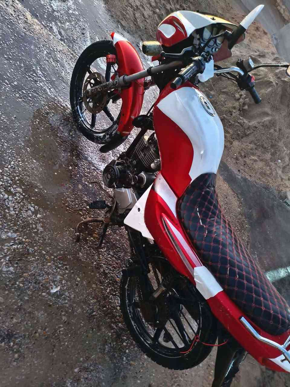 سلام عليكم سايم البيع موديل 14 وراق كامل نتصل عل رقم***********
