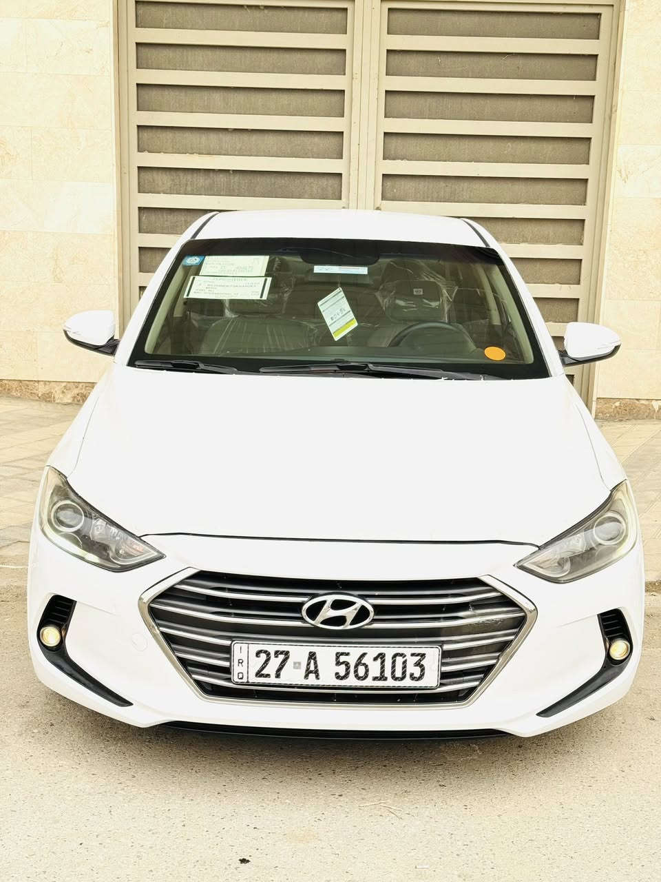 سلام عليكم ورحمة الله هونداي النترا موديل 2016 شكل 2017 وارد خليجي كويتي سياره كلش جديده عله يدي كفاله عامه عده رشه بصيطه بل جاملغ بدون حادث شرط حره سنويه بسمي تنفذ سنه 29 رقم جديد دولي سياره جاهزه من جميع النواحي محرك كفاله  مامفتوح كير كله كفاله تخم تاير جديد مواصفات السياره 
1 لد نهاري لايت زنون 
2 مري شفط + شاره 
3 دسك خلفي 
4 شاشه كامره 
5 حساس خلفي 
العنوان الناصريه مركز 
موبايل *********** 
السعر 137 وبي مجال نتصل وتدلل
