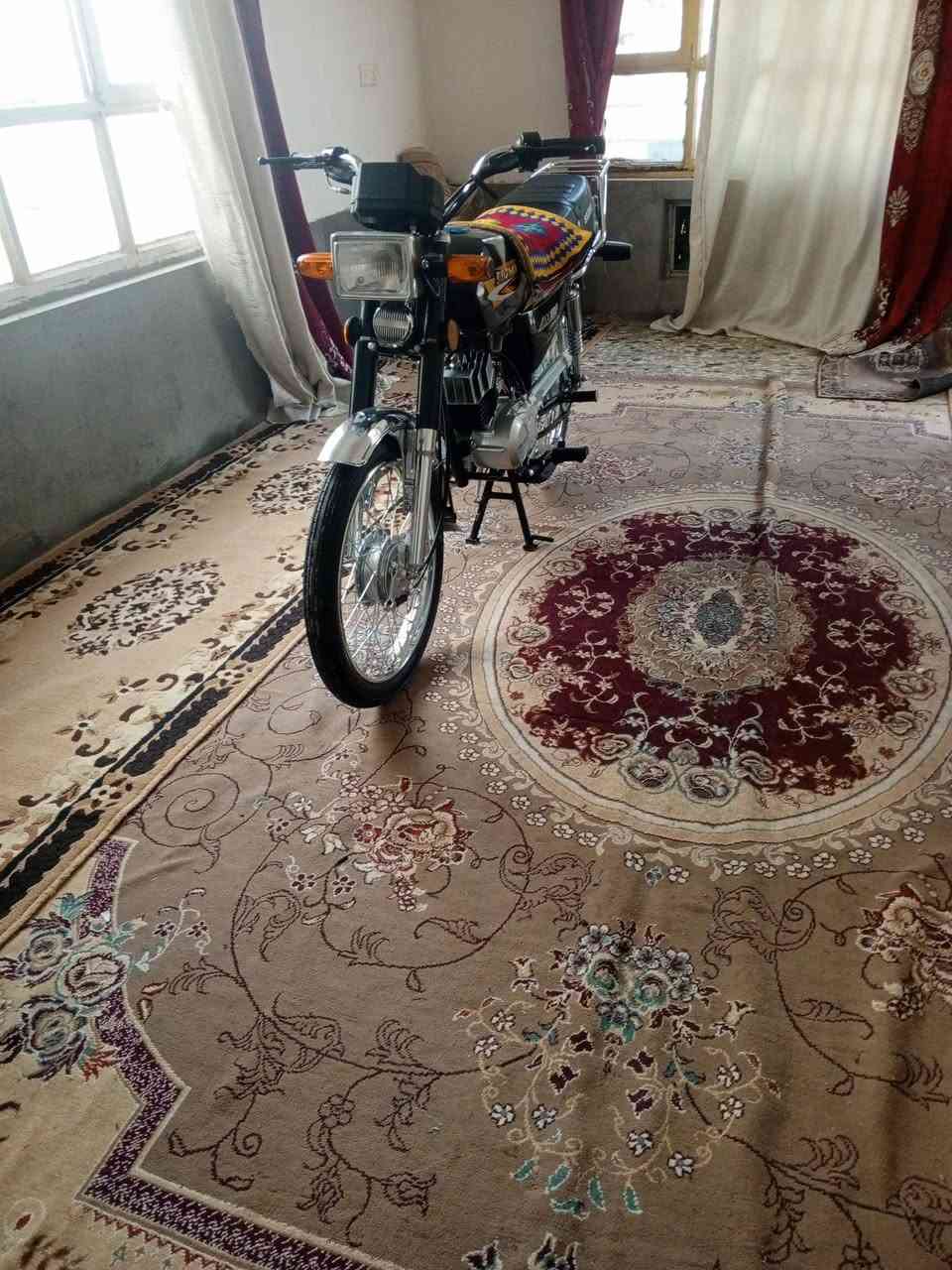 سلام عليكم دراجه ساسوكي البيع جديد السعر  مليون 425 تصل على رقم  ***********
