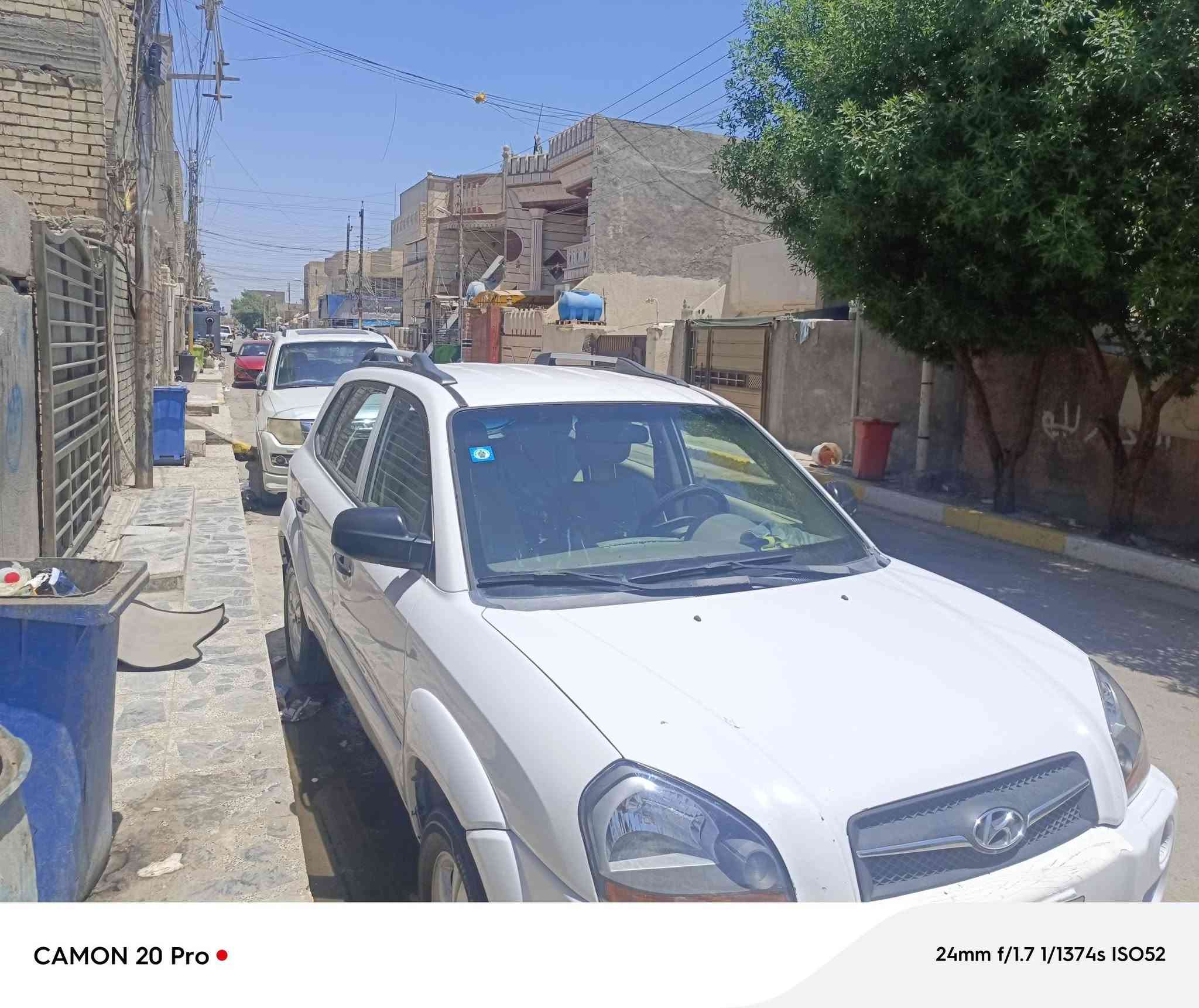 السلام عليكم توسان خليجي موديل 2009داخل بيجي سيارة كير مكينه تبريد خير من الله وسونار موجود وبسمي سعرها 104وبيها مجال بصيط عنوان بغداد حي النصر هاتف ***********
