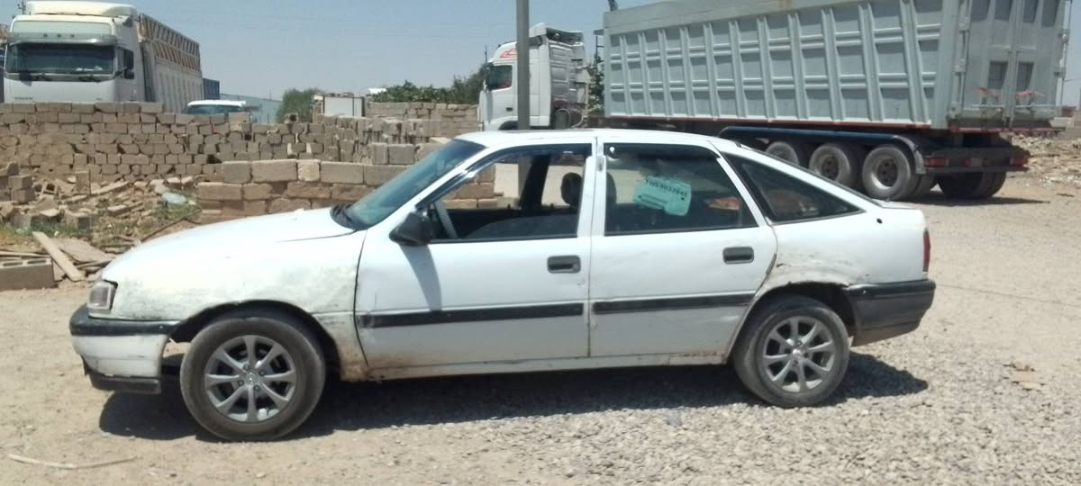 اوبل فكترة حجم 16 
‏كير بالشرط محرك بي بخار 
‏قايش عريض باور ستيرن 
‏رقم ديالى مشروع وطني شرط التحويل 
‏بطاقة بانزين مابيها ❌
‏سيارة حلوة وناعمه 
‏خياس بيها هلالات خلفية وجامرلغ سايق تعبان 
‏الباقي مابي شي 
‏مكان السيارة كركوك الصيادة قرب السيطرة القديمة
‏السعر ((( 24 ))) ومجال قليل 
‏مراوس ما اراوس وقسط ما ابيع 
‏بيع نقد فقط 
‏*********** كركوك, العراق
