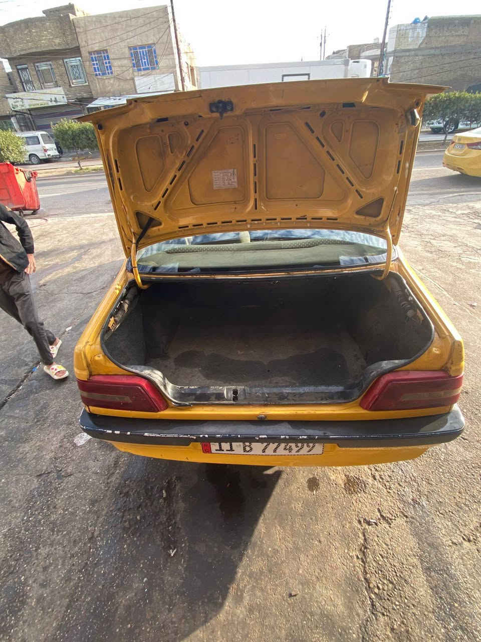 السلام عليكم بيجو لميس موديل 2012 رقم بغداد الجديد تحويل مباشر كشرها نضيف دواخلها كدامك بيها نواقص بسيطه وصدر خلفي مكينه وكير حلوات مابيهن نقص مكاني بغداد الحرية السعر 30 وبيها مجال بسيط او مراوس تواصل  فقط ***********    ***********
