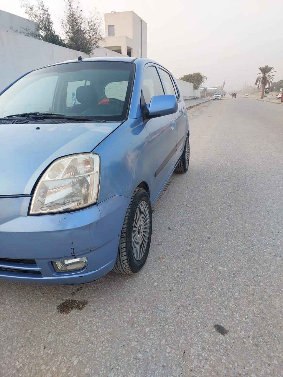 اخوان مكلف بالنشر الشراي يتصل بصاحب السيارة 
كيا بيكانتو موديل 2007 السيارة جديدة بمعنى الكلمة مكينة وكير وتبريد ع شرط 
حدادية جديده 
مكفولة كفالة عامة من اي حادث 
مجرد مرشوشه كلير بسبب الجراد 
السعر 55 وبيه مجال مكان السيارة بالنجف الكوفة 
***********
***********
