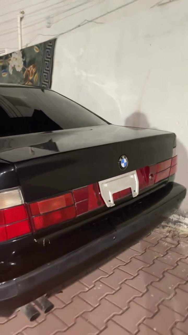 سلام عليكم  صلو ع نبي 
البيع  او مروس 735

بي ام 525 1992✅
رقم اربيل شرط التحويل ✅
تبريد ثلج ✅
تخم تاير جديد✅
داخلها اسود جلد جديد ✅
صاج ملكي ✅
السياره جديده ع ايدي ✅
محرك كير ✅
مكاني تكريت


**إذا كنت صاحب هذا الإعلان وتريد حذفه لأي سبب، رجاءا أرسل رسالة إلى الدعم الفني**