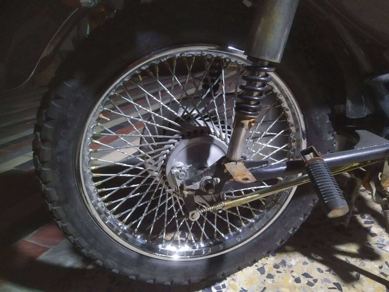 محرك MTRابو الحاسبه جديد صارله 8ايام من مشدود
محرك نامه برو سولينك 2022مفتوح 150

ويل خلفي كامل هوه وطبله والدشلي 50

ويل امامي هوه وطبله كامل ب40

كابريتر 200 ب10

قبق زنجيل ختم سولينك ب5

سوبايه طابقين ب10

دبلات خلفي ب12

درع عدد 2ب7

رقم سونيك ضوئي ب5

بكلايت نامه اصلي ب7

مكاني كوفه 

***********

الموشراي لايطب
