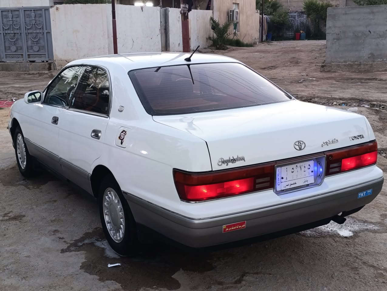 السلام عليكم 
السعر ((54))وبيها مجال للشراي
 ‏‪***********‬‏
‏‪***********‬‏
سياره بطه فصل موديل 1994 مكفولة كفاله عامه من الكص والنقل الجثه والضربه والعيب الشرعي وكافه الاصوليات والغرامات كير مكينه اثنين ونص فيفتي حداديه تخم تايرات جديد كهربائيات شغاله تبريد شغال سياره جاهزه الرقم بابل مشروع وطني سنويه مجدده لغايه 2028  تريد تحويل تريد وكاله للاستفسار الاتصال على الرقم التالي
