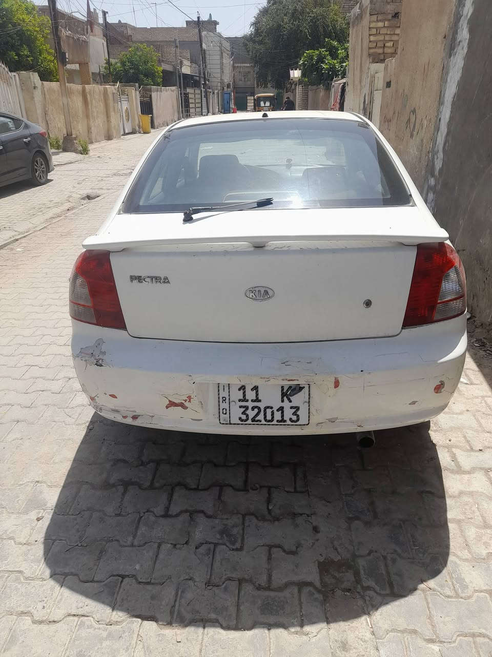 اسبكترى ٢٠٠٣ كير عادي السياره بسمي جاهزه تبريد الكهربائيات كله تشتغل مكينه مكفوله ٤ تايرات جدد حداديه نص عمر المكان بغداد. السعر ٣٠ قفل واذى اكو مراوس ابيكم حسب الاتفاق ***********
