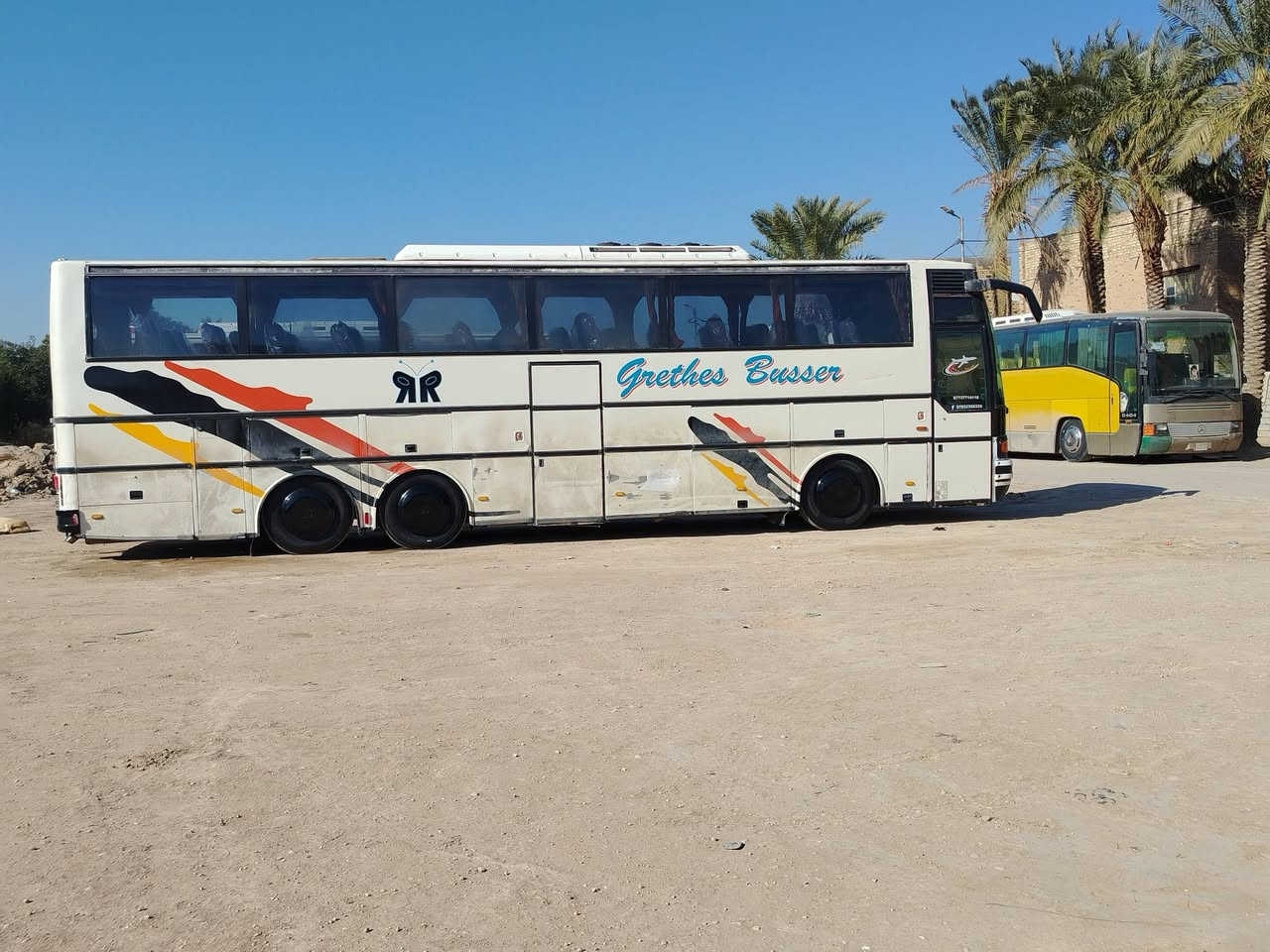 سلام عليكم سياره البيع جاهزه من كلشي خير من الله 
تخم تاير مكينه كير اكسن تبريد حداديه كله كفاله مكينه 44 ثلاجه شخاله حاكيه شخاله تبريد مناميه شخال سياره كله ع البلاد مانقصه لو برخي رقم الماني خط وبحث جديد بصرة نجف هستوني مصفره ورحمله ولديكم الي ميشتري بس يعامل لايتعبنه وضا اكو مروس عادي 
***********
***********
