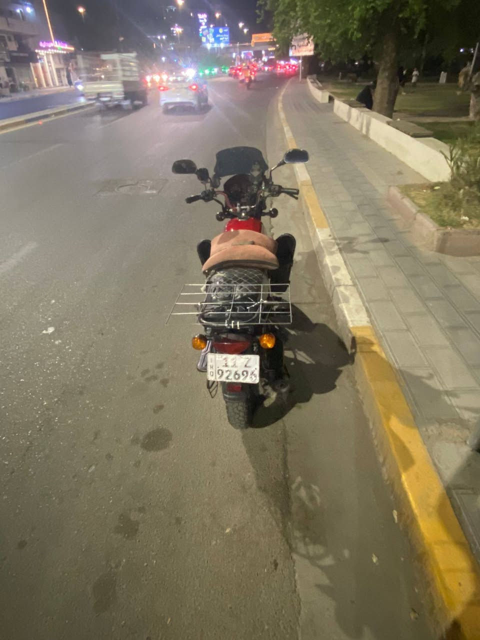 السلام عليكم
دراجه للبيع بوكسر جبلي 2023 مرقم بغداد مشروع وطني بأسمي دراجه مرتبه و متعوب عليها مكاني بغداد بالكرخ 
للاستسفار *********** ، ***********
