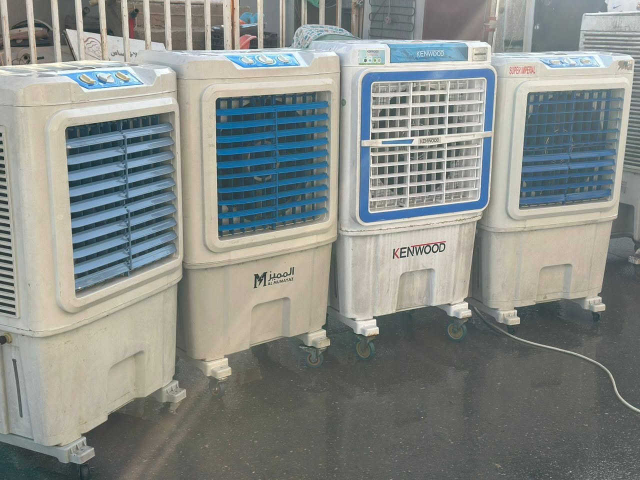 كونفيرات حجم كبير وحجم وسط كلش نظيفات 
مجمع الدهلكي شارع سيد نور مجاور مول ساحل العاج ***********
