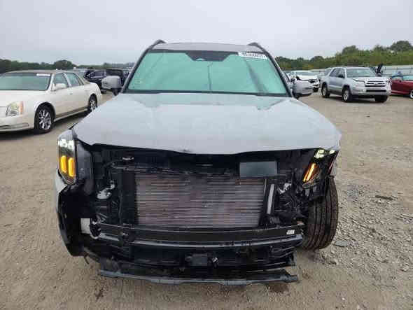 (اعـــــــــــــلان مــــــــــــــــزاد 📢 ) 

2024 KIA TELLURIDE EX 

كيا تيلورايد : ٢٠٢٤

حالة السيارة : تعمل وتسير 

ضرر السياره : كما موضح بالصوره 

تاريخ الــــــمزاد الأربعاء : 2025/12/17

وقت المزاد الساعه : السادسه مساءا 

اللـــــــــــــــــــــــــــون : سمنتي 

عداد المسافه : 13.978

حجم المحـــــــــرك : 6 سلندر 3.8

مدة الوصول : 60 الى 75 يوم

للإشتراك في المزايدة يرجى الحضور الى  مكتبنا للـتأكيد على تثبيت السياره المزاده.

العنوان : النجف الاشرف قضاء المناذره( ابوصخير) شارع حيره ابو صخير مكتب عمار لمزاد السيارات الامريكيه 

               تلفون 
              *********** واتساب
              *********** للاتصال
               عمار ابو عباس
