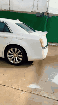 السلام عليكم اوباما مديل ٢٠١٣ أدوات مكفوله من الكصه متومه رقم سنويه سليمانيه وارد كندي بيه جاملغ امامي  فقط ومعروفه مواصفات الكندي مكينه 5700 هيمي دواخل عسلي مكينه كير حداده تخم تاير كله ع وضع شركه السعر ٧٥ وبيه مجال للأستفسار ***********
