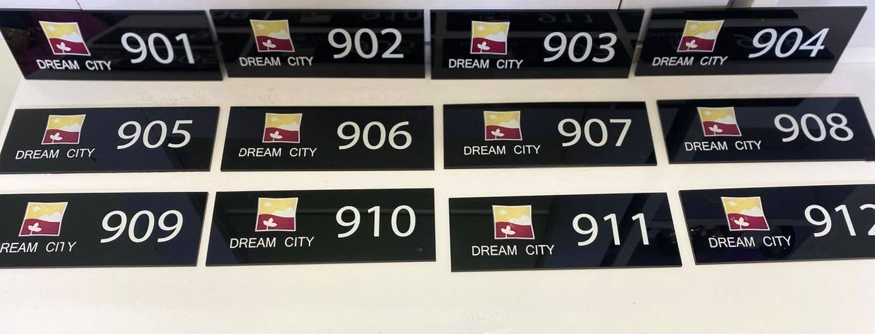 السلام عليكم زبائننا الكرام
في مجمع بسماية السكني 🏬🏬🏬🏬
في البداية نتأسف لانقطاعنا عليكم وتاخيرنا في تجهيز طلباتكم من لوحات ابواب الشقق ولكن كان السبب من اجلكم لنقدم لكم الافضل
ونعلمكم بتوفر القطع وبطباعة جديدة طبع عالي الدقة وبارز وضد الماء والشمس وباستطاعتكم غسلها ومسحها دون ضرر
👍👍👍❤️👍👍👍
للاستفسار والحجز  واتس ***********
