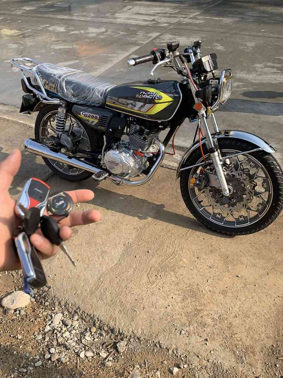 ماطور للبيع خمسه كير ثلاث سويج وياه اثنين كنترول موديل 2025نامي برو محرك 200سيسي سعر 715شراي يخابر أو يجي خاص***********
