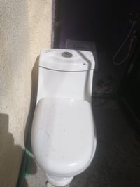 للبيع اخو الجديد مستعمل فتره قليله قييم واخذ بالي يرضي الله 0774625525...