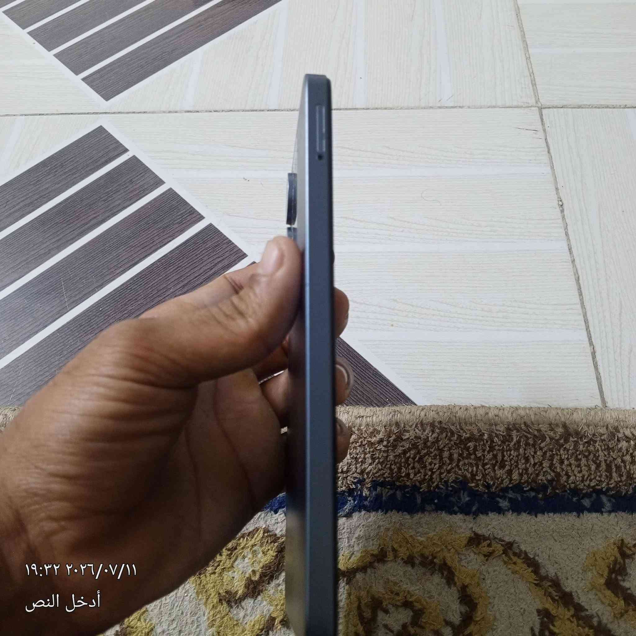 السلام عليكم
جهاز للبيع Redmi 13C 

ذاكره 256 عشوائيه 8+8

سعر 175 وبي مجال 

العنوان بغداد العبيدي توصيل ماعندي الاستفسار اتصال او واتساب ***********
