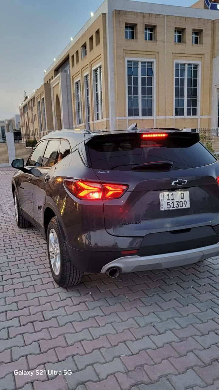 شفروليه بلايزر 2022 رقم بغداد مكانها كربلاء
🔹 محرك 2000 تيربو
🔹 ماشية 35 ألف ميل فقط
🔹 السيارة بأسمي
حادث سطحي بنيد وطرف الجاملغ بدون دواخل
راديتر بلادي بدون تبديل
المحرك + الكير + الحدادية مكفولات ✔️
المواصفات:
✅ رادارات
✅ حساسات 360
✅ نقطة عمياء
✅ مانع تصادم
✅ كشن تدفئة
✅ شاشة وكاميرا
✅ تحكمات ستيرن
السعر 199 ورقة وبيها مجال قليل
سيارة نظيفة واستعمال خفيف 👍
للأستفسار 📞 ***********
📞 ***********
