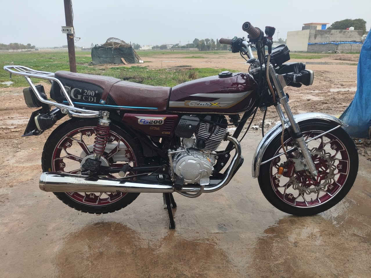 السلام عليكم نامي برو هونزده محرك 200 للبيع او للمراوس موديل 25 اوراق سلف وكهربيات كله شقاله دراجه  كفاله عامه مكاني بين كلار وخانقين سعر 730وبيه مجال  شراي اتصل ***********او تعال خاص
