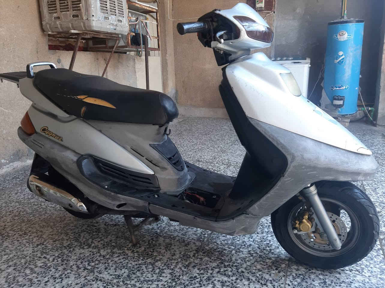 السلام عليكم دراجه ياباني ام البليته ٣ احرف دراجه نضيفه كهربئيات شغاله مكينه نضيفه بس اتخر بل تشغيل يراد فتح ولفات للستفسار *********** مكاني بغداد حسينيه
