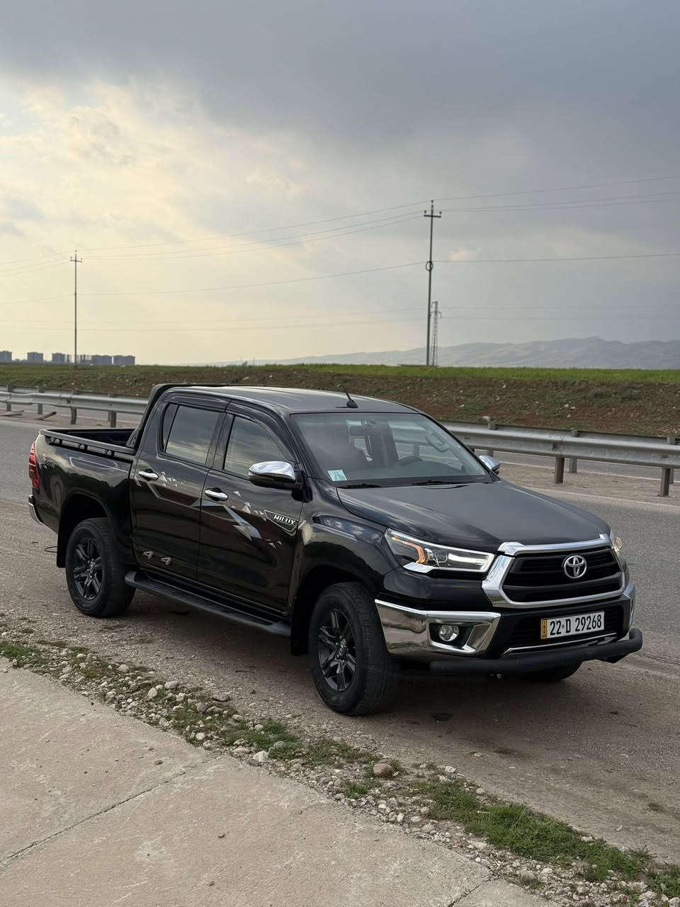 بيكب هايلوكس 22 فول مواصفات جيهان
ماشيه 63,000الف كيلو 

كفاله عامه فقط بارد باب البنيد شبر

سياره ب اسمي
سعر 300 ورقه

***********
