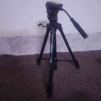 ستاند كاميرا • ١٧٠سم • جنطة كارتون