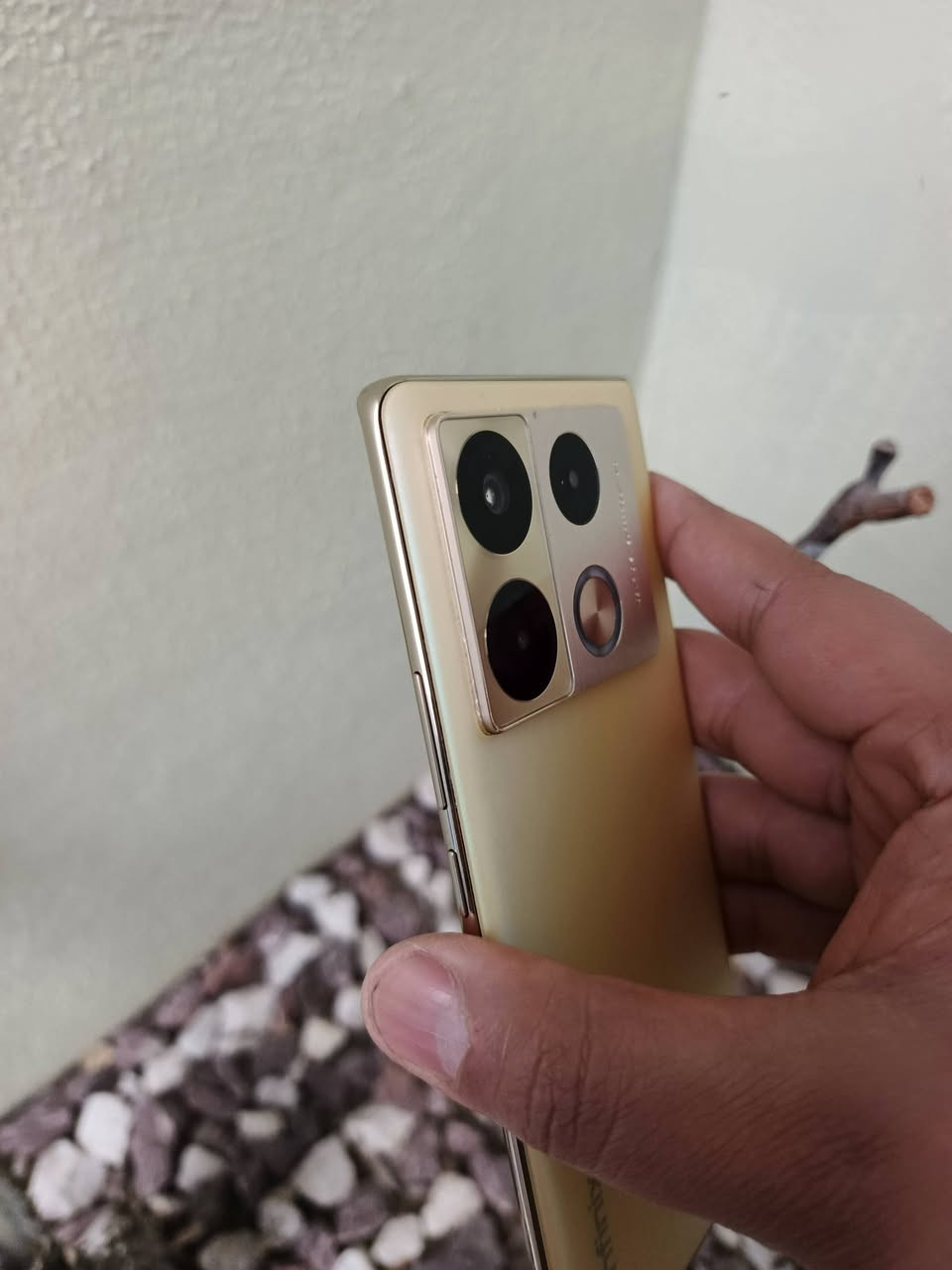 للبيع أنفنكس نوت 40 برو السعر175000
العنوان موصل الأيمن
***********
***********
