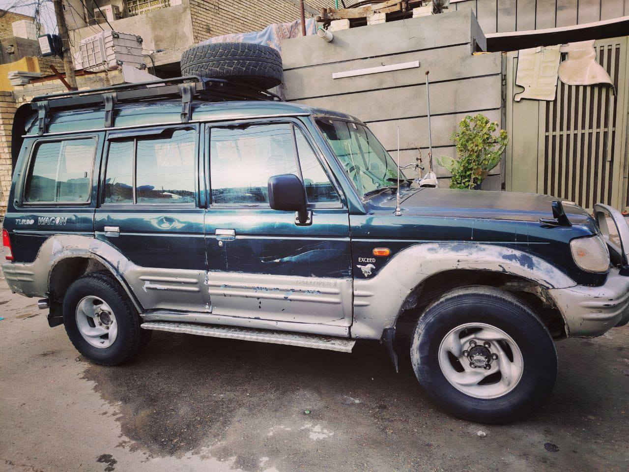 السلام عليكم كالوبر  موديل 2000 بغداد بسمي مشروع وطني  مكينه وكير ففتي شادهن عله ايدي حاويه قبل سنه لسياره تخم تاير حداديه نص عمر لسعر 62 وبيه مجال ***********
