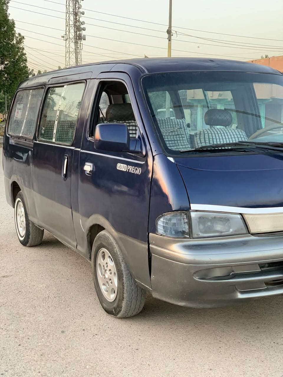 السلام عليكم
بريجو للبيع  گير مكينة مكفولات  صدر أمامي خلفي مشط بور جدد رقم ديالى تحويل مباشر مصفرة هيئة وغرامات غرفتهة حلوة الگشر شوفت عينك  السعر 43 وبيهة مجال   المكان ديالى المقدادية 
الرقم ***********
       ***********
