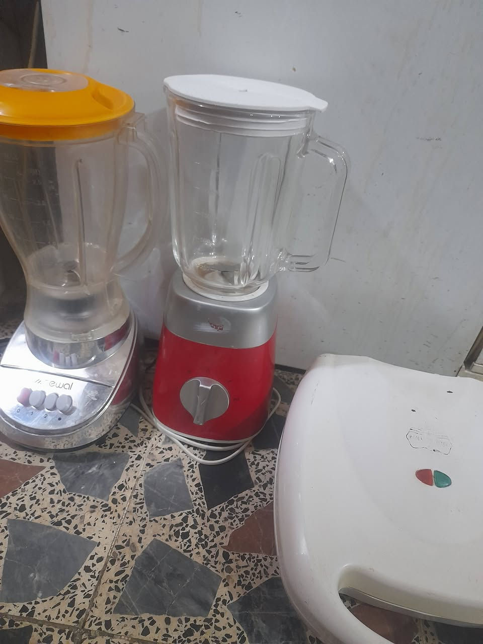غراض بيت تصفيه كلمن سعره عنوان كوفه 

شرط فحص قليل الاستعمال


**إذا كنت صاحب هذا الإعلان وتريد حذفه لأي سبب، رجاءا أرسل رسالة إلى الدعم الفني**