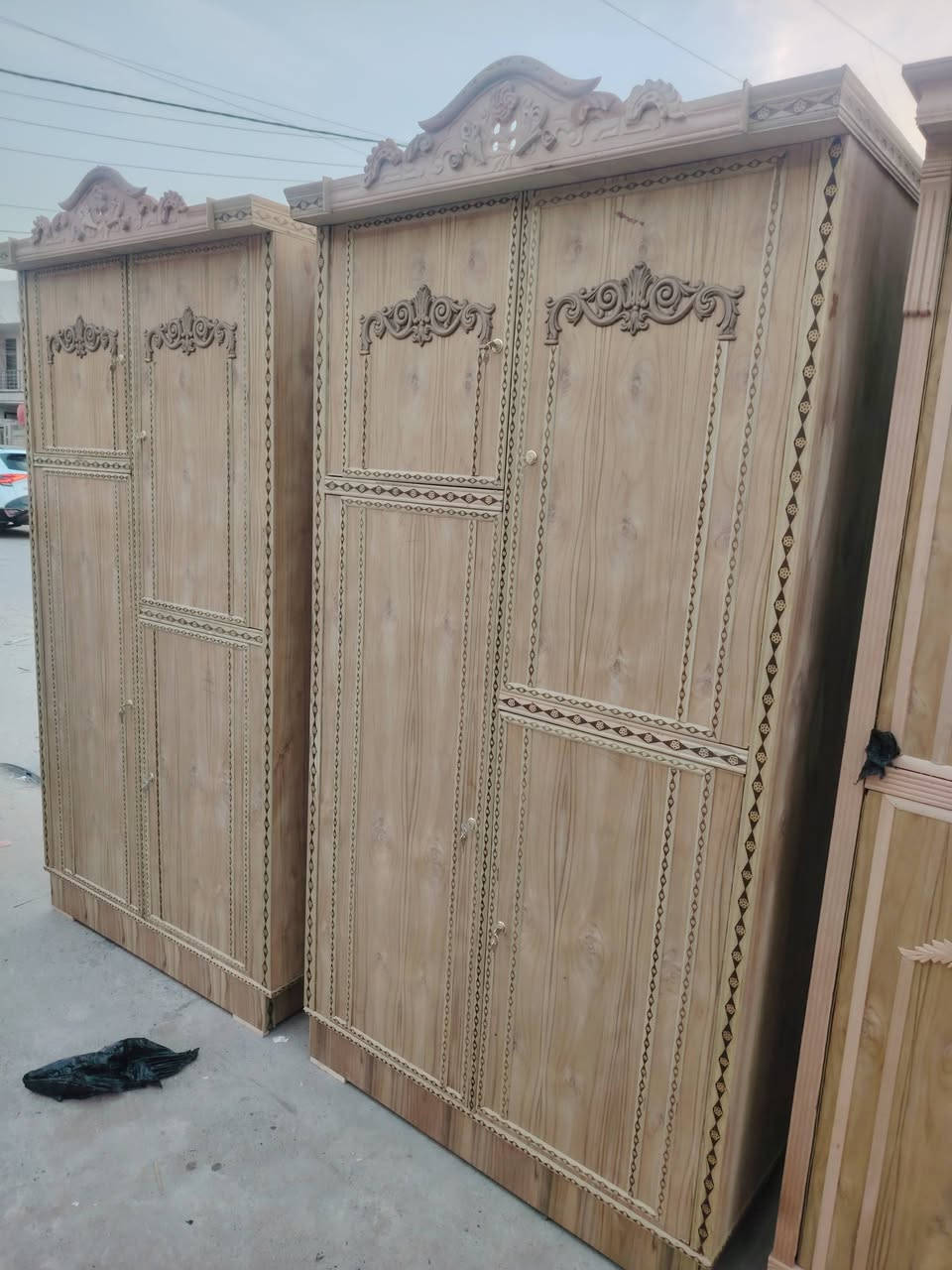 السلام عليكم تحيه طيبه كنتور ابو  ٢ ابواب عالي ابو التاج مقطع شغل جديد درجه أولئ صبغ حراري بغداد
*********** واتساب
