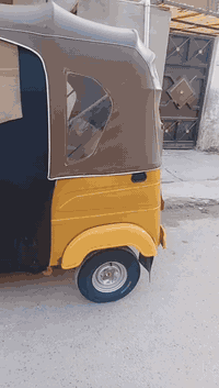 سلام عليكم تكتك البيع 2021 مرقم انكليزي تحويلي بسمك التكتك ما متعوبه لا صبغ ولا معجون بيه طخات بسيطه مكينه مجفت جديد المكان بغداد السعر اتصل وبيك خير وتدلل رقم ‏‪0770 417 4692‬‏
